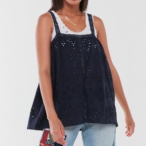 🎉HP🌟 Urban Outfitters Eloise Eyelet Tank